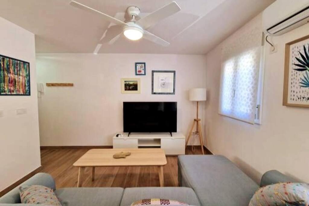 Moderno Apartamento Sevilla Zona Nervion. Wifi/Ac Exteriör bild